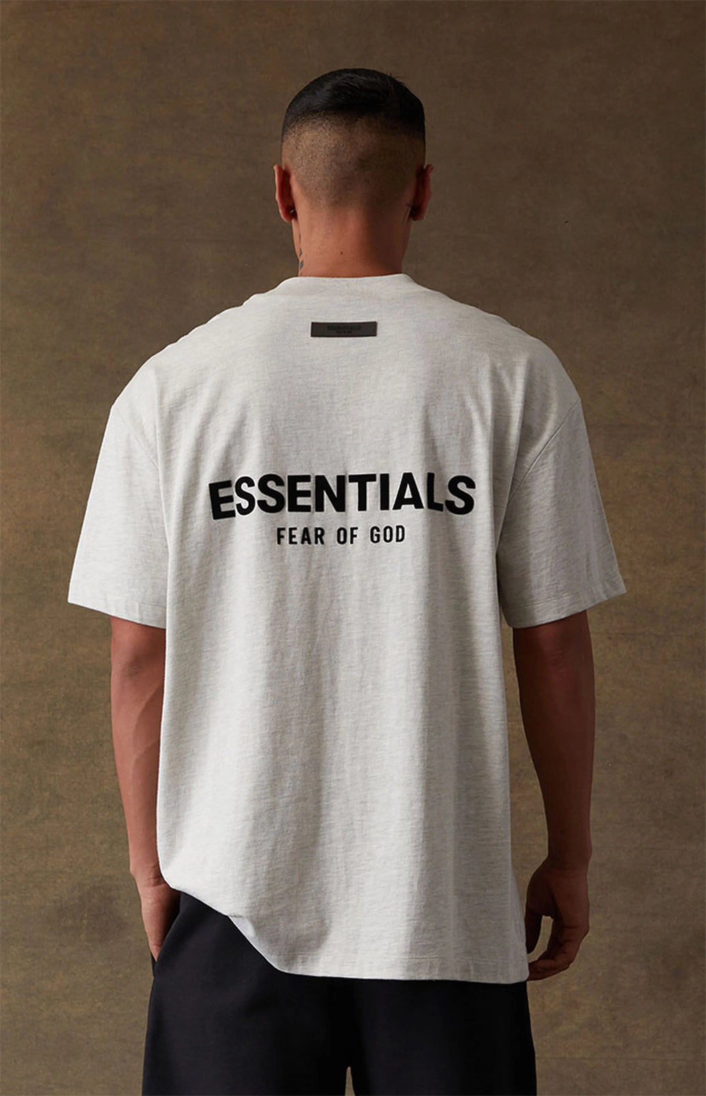 FEAR OF GOD ESSENTIALS TEE LIGHT OATMEAL