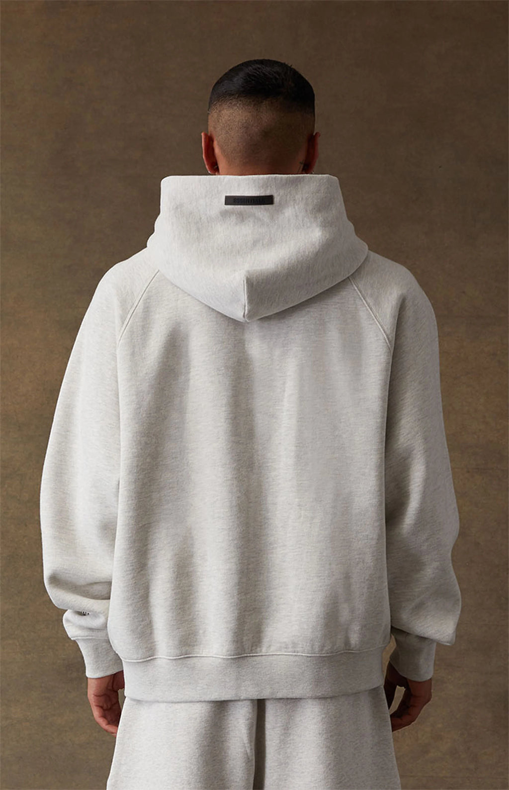 FEAR OF GOD ESSENTIALS HOODIE LIGHT OATMEAL