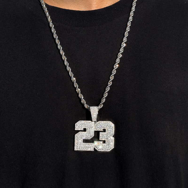 ESSENTIAL JEWELRY 23 PENDANT SILVER