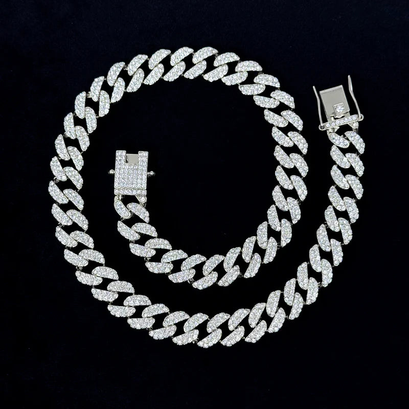 ESSENTIAL JEWELRY ICED CUBAN CHAIN SILVER