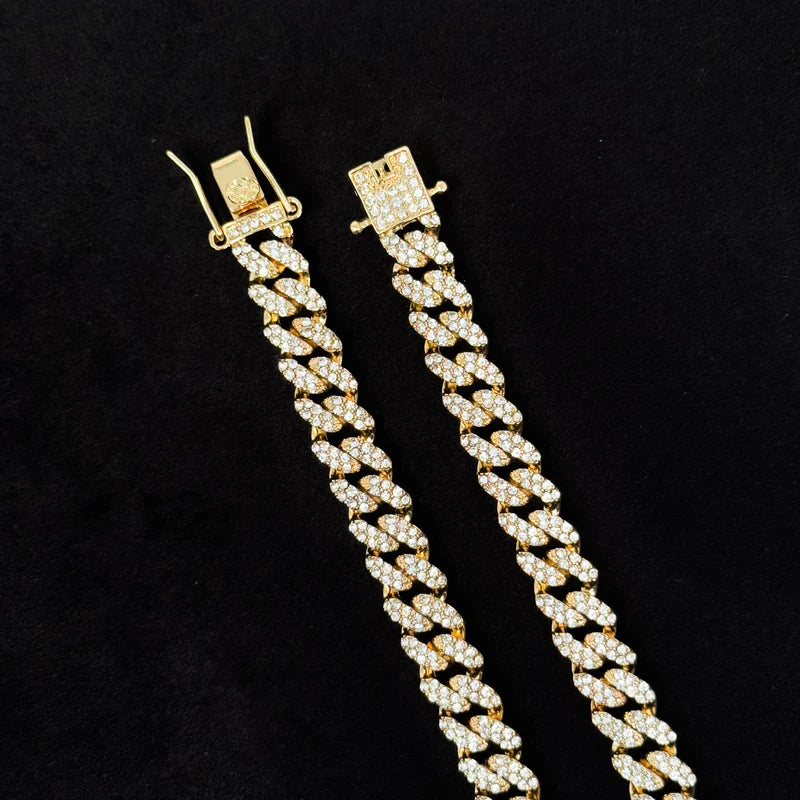 ESSENTIAL JEWELRY ICED CUBAN CHAIN GOLD